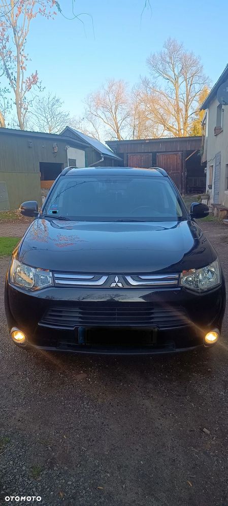 Mitsubishi Outlander 2.2 DI-D 2WD Invite - 1