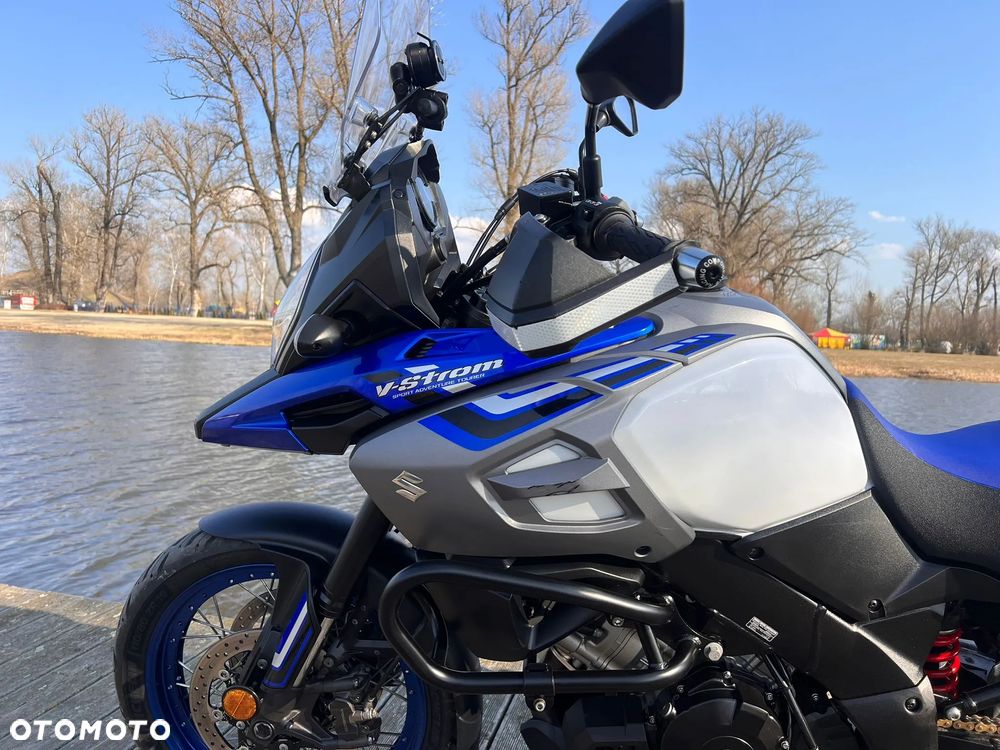 Suzuki V-STROM - 14