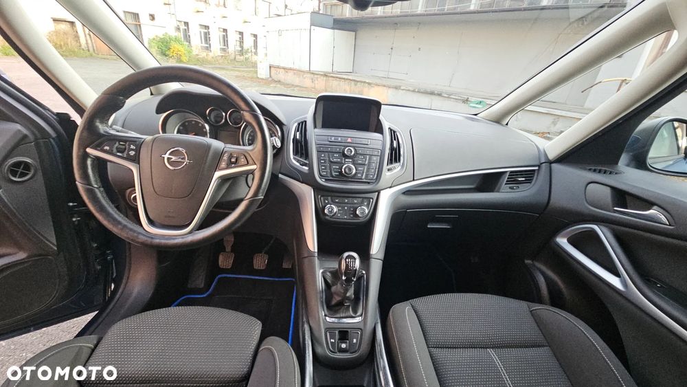 Opel Zafira Tourer 1.4 Turbo drive - 32