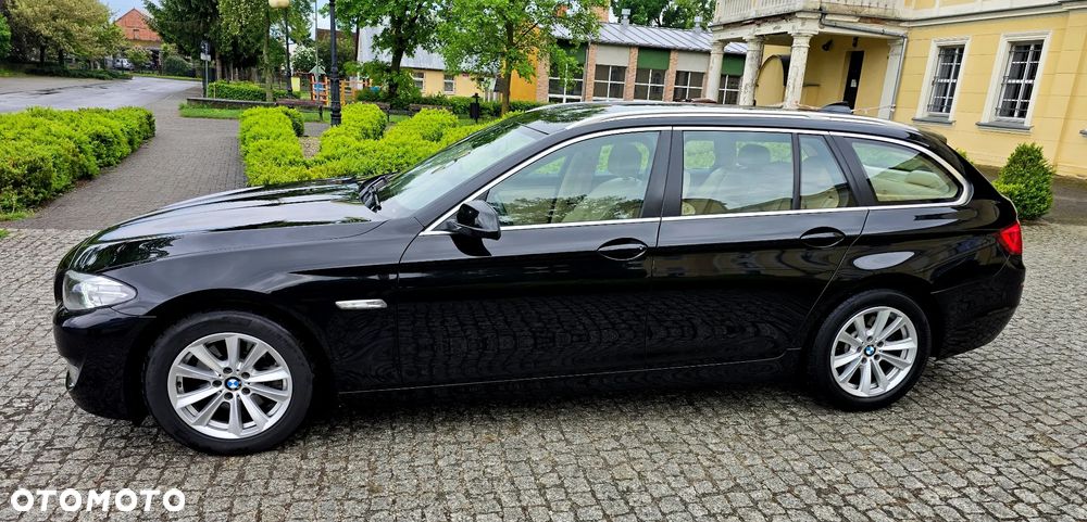 BMW Seria 5 520i Luxury Line - 4