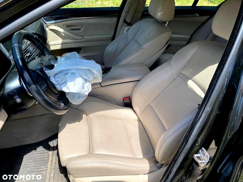 BMW Seria 5 520d xDrive Luxury Line - 9