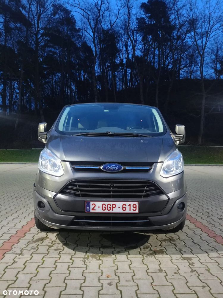 Ford Tourneo Custom - 6