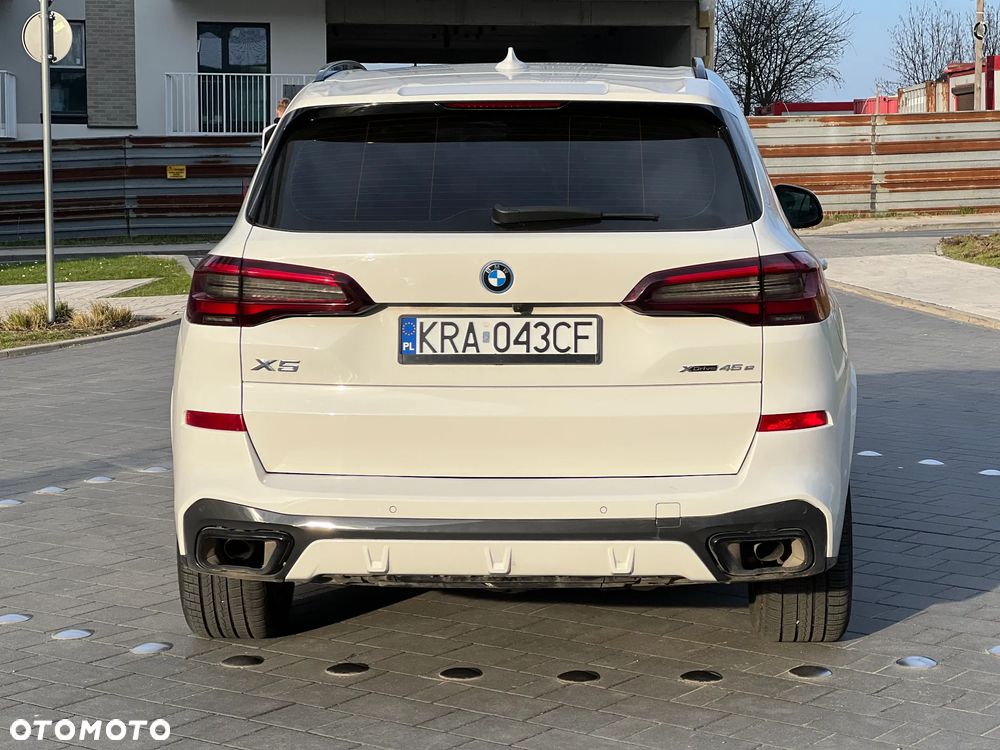 BMW X5 xDrive45e sport - 4