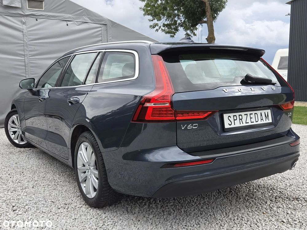 Volvo V60 D3 Momentum Pro - 38