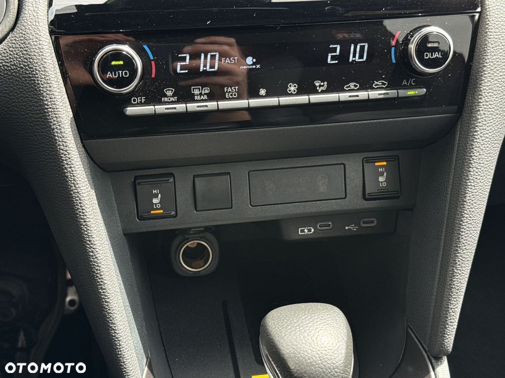 Toyota Yaris Cross Hybrid 1.5 GR Sport - 17