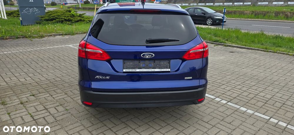 Ford Focus 1.0 EcoBoost Titanium - 5