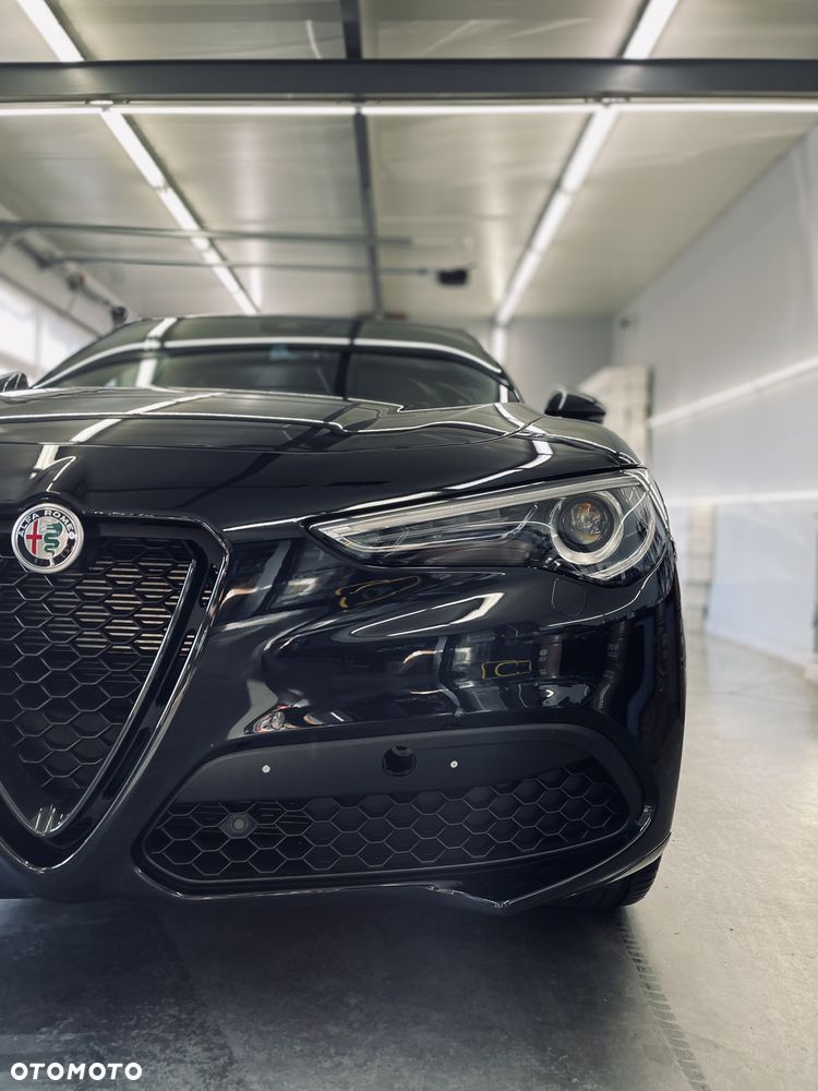 Alfa Romeo Stelvio 2.0 Turbo Veloce Q4 - 4