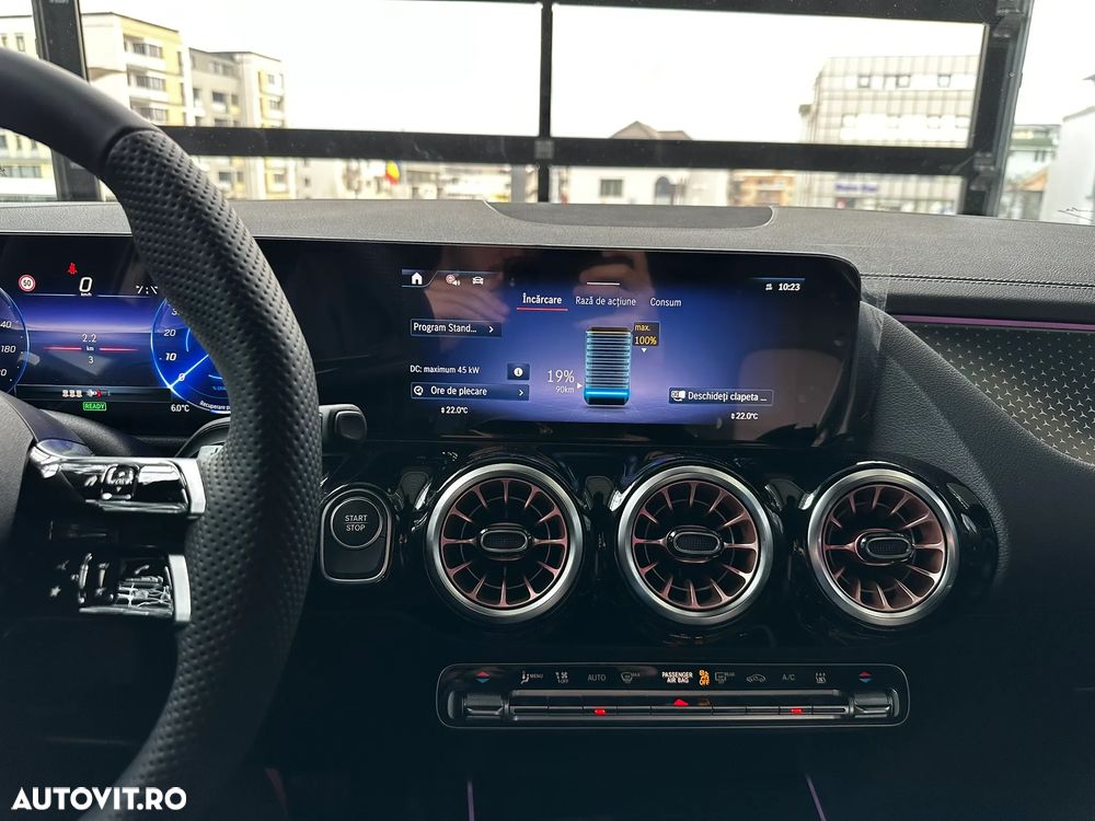 Mercedes-Benz EQA 250+ - 15