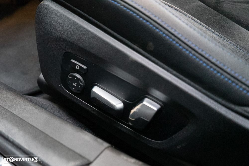 BMW 330 e Pack M Auto - 40