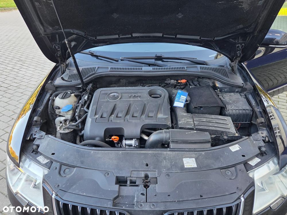 Skoda Superb Combi 2.0 TDI DSG Exclusive - 34