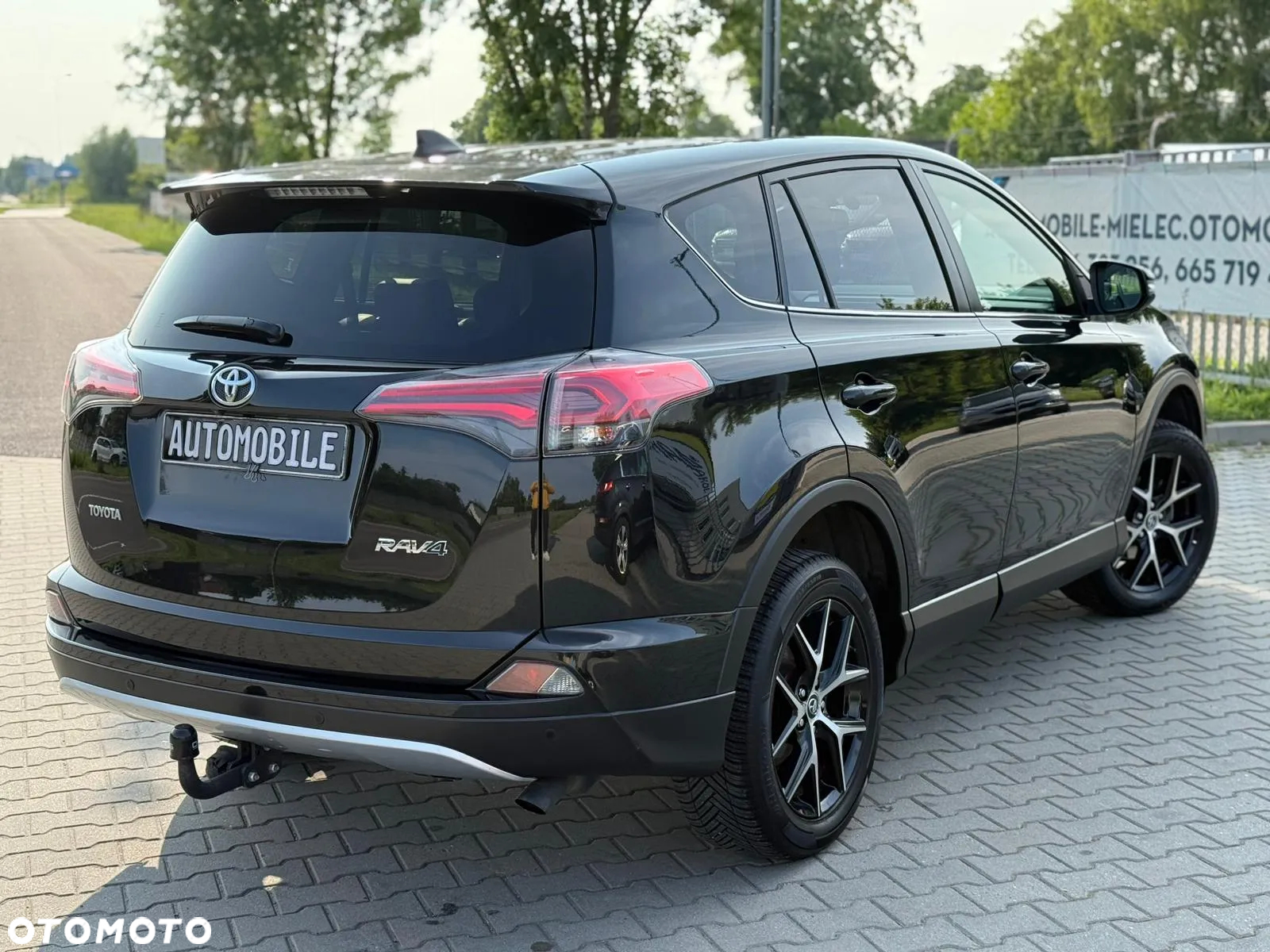 Toyota RAV4 2.0 D-4D Premium 4x2 - 4