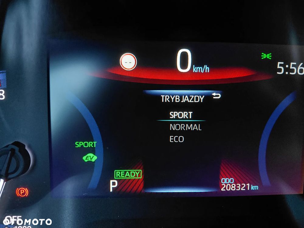 Toyota Corolla 2.0 Hybrid Executive - 11