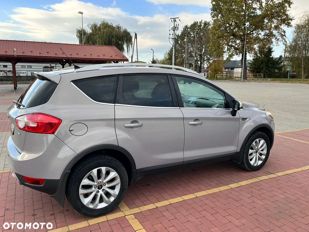 Ford Kuga - 2