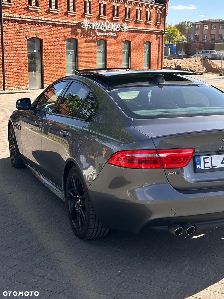 Jaguar XE 20d R-Sport - 25