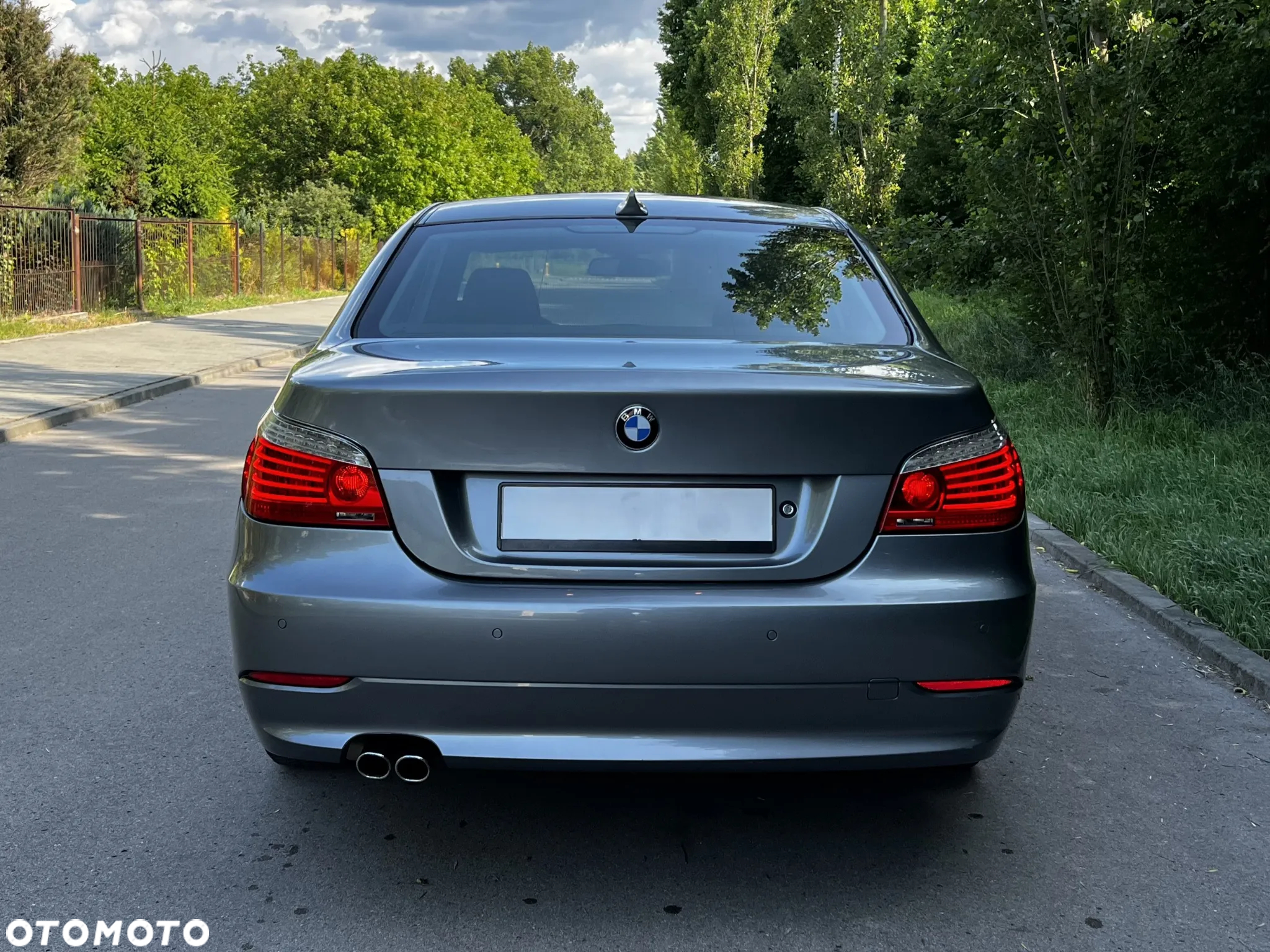 BMW Seria 5 525i - 4