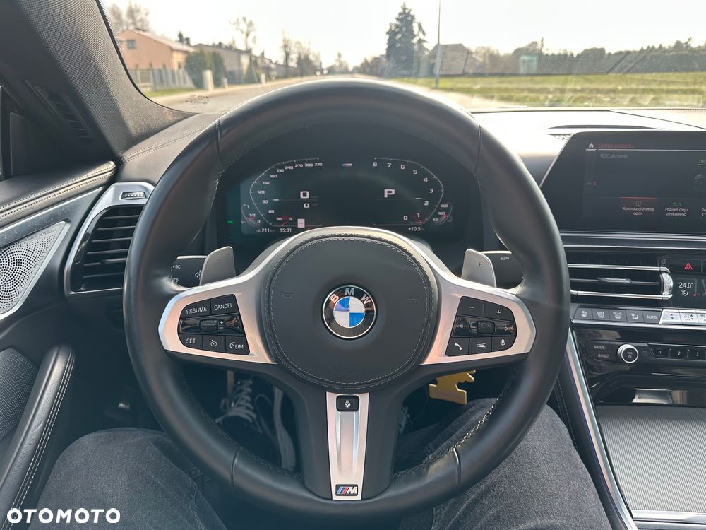 BMW Seria 8 - 8