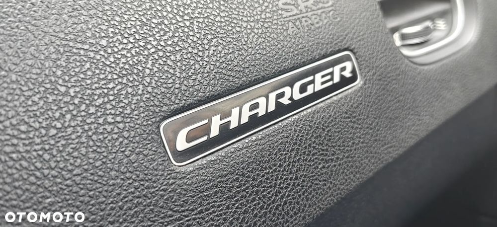 Dodge Charger - 28