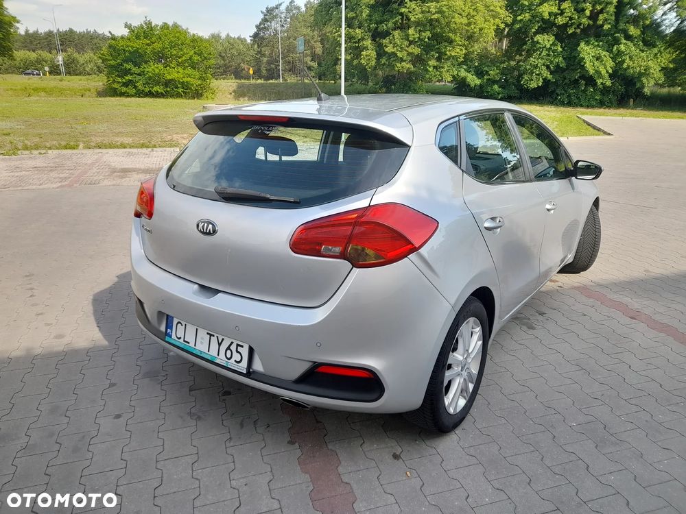 Kia Ceed 1.6 CRDi S - 6