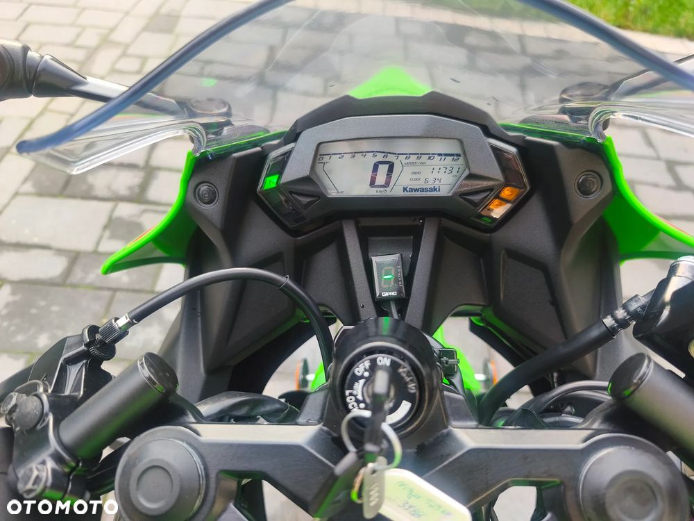 Kawasaki Ninja - 24