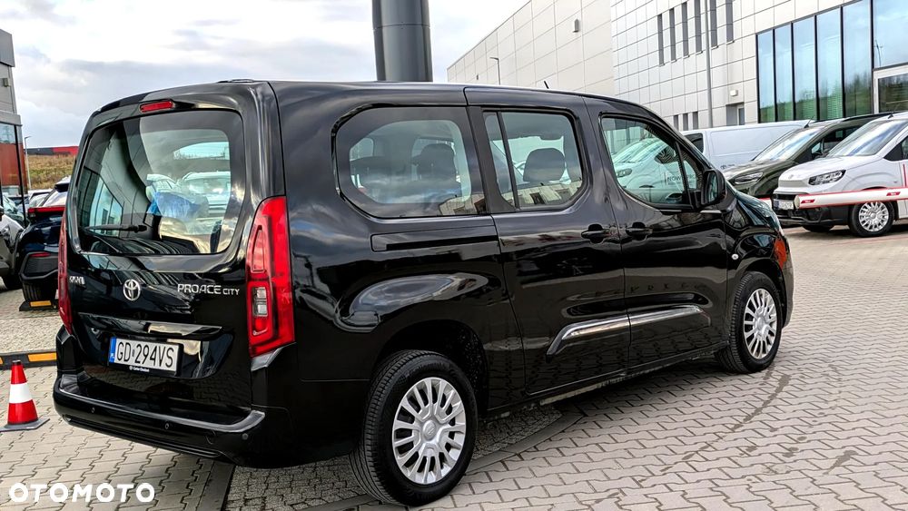 Toyota Proace City Verso Long 1.5 D-4D Business - 3