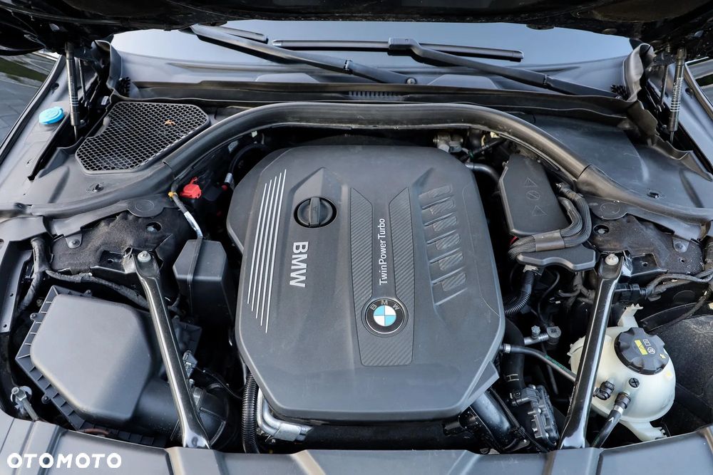 BMW Seria 7 730d xDrive - 29