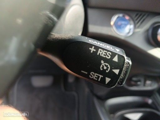 Toyota Yaris 1.5 HSD Sport +P.Techno+P.Luxury - 26