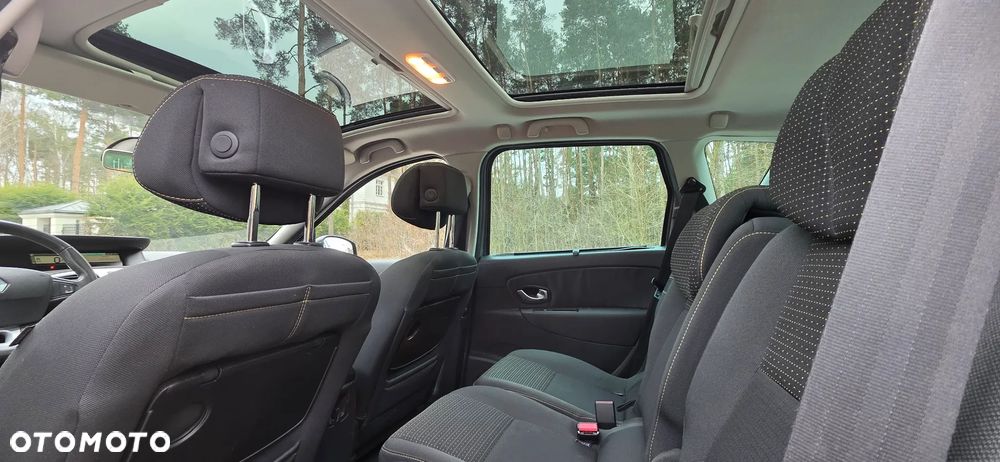 Renault Scenic 2.0 16V Bose Edition CVT - 6