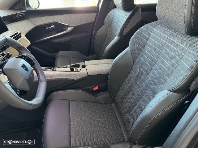 Peugeot 3008 1.2 Hybrid Allure e-DCS6 - 8