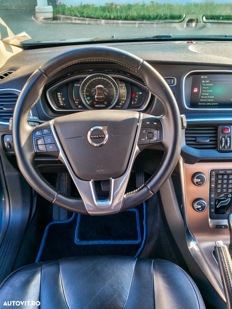 Volvo V40 D2 Aut. Inscription - 11