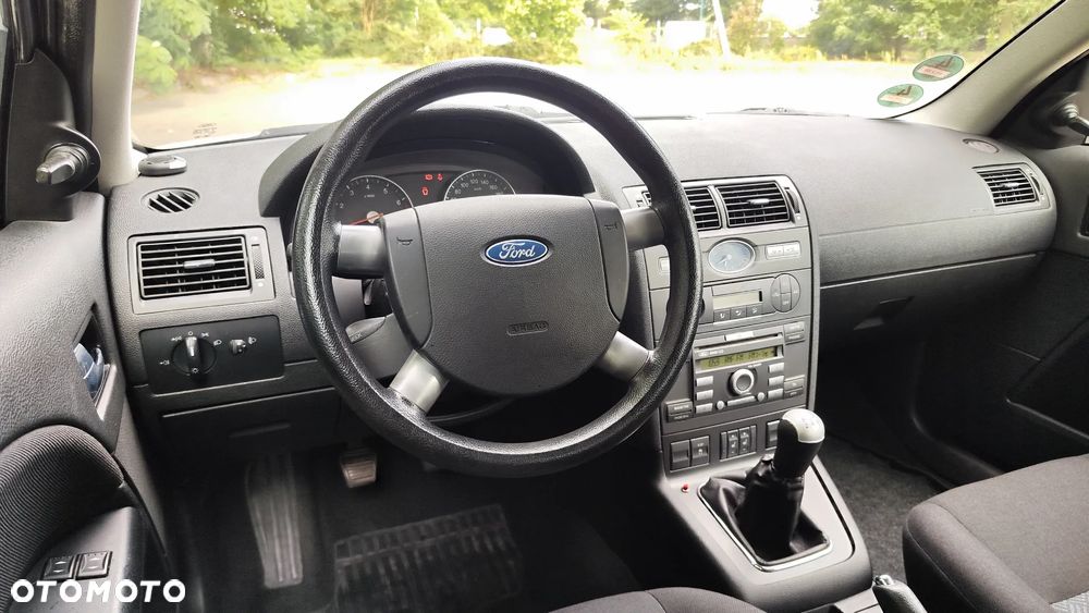Ford Mondeo 1.8 Trend - 22