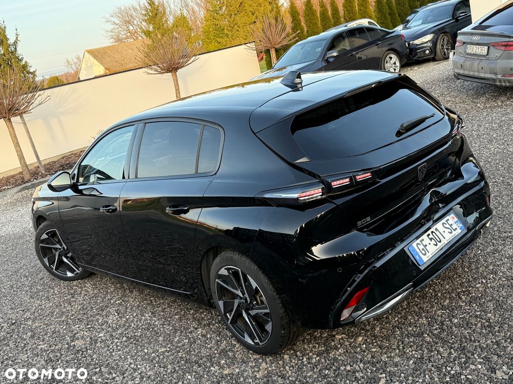 Peugeot 308 PureTech 130 EAT8 Allure - 16