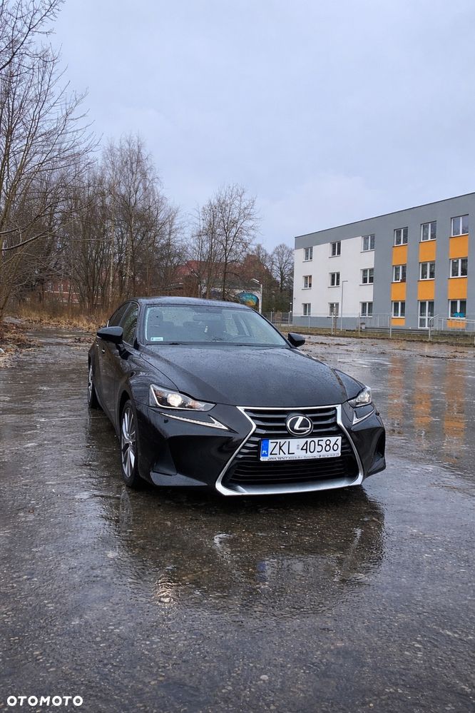 Lexus IS 200t / 300 Elegance - 1