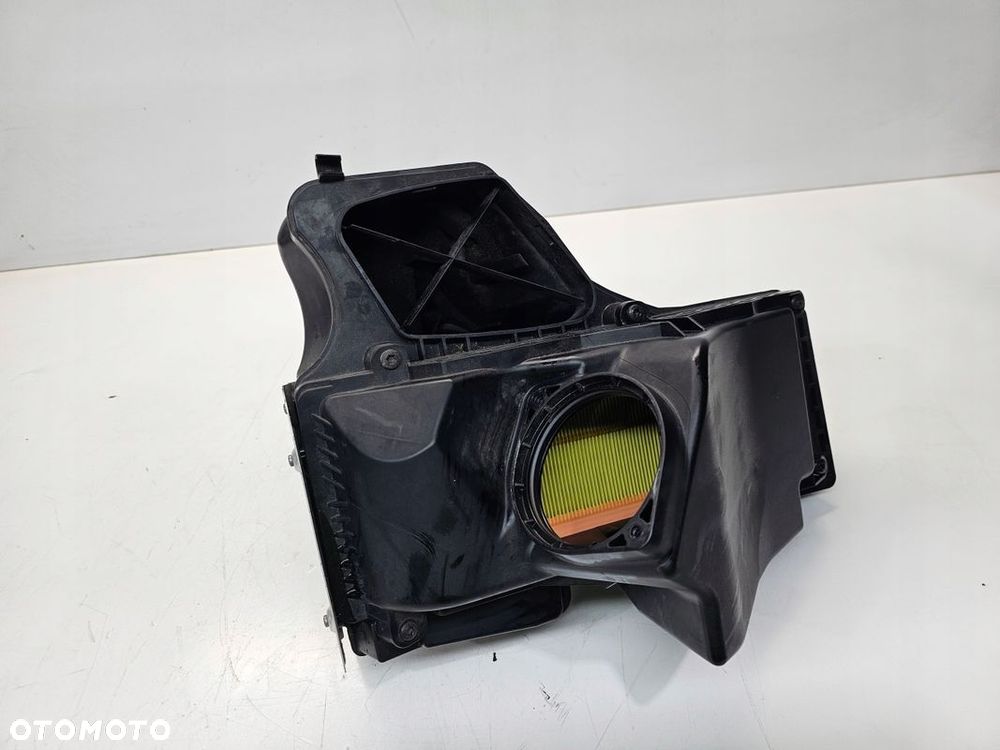 OBUDOWA FILTRA POWIETRZA AUDI A4 A5 Q5 8R0133835E - 4