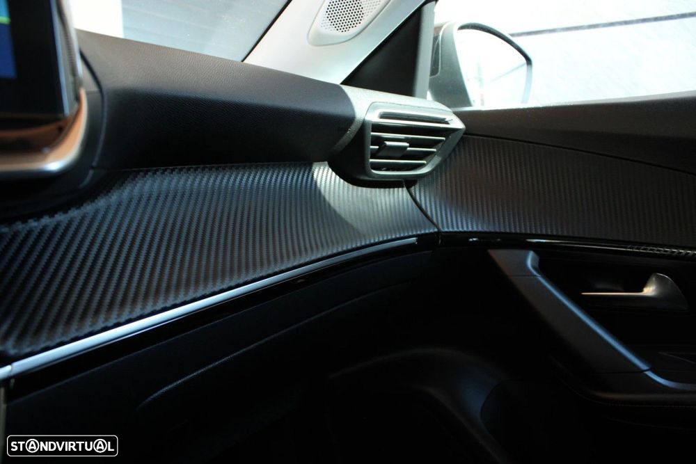 Peugeot e-2008 Allure Pack - 7