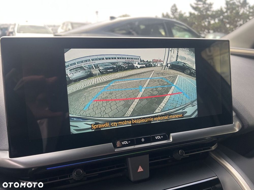 Toyota C-HR 2.0 PHEV Dynamic Force Executive - 28