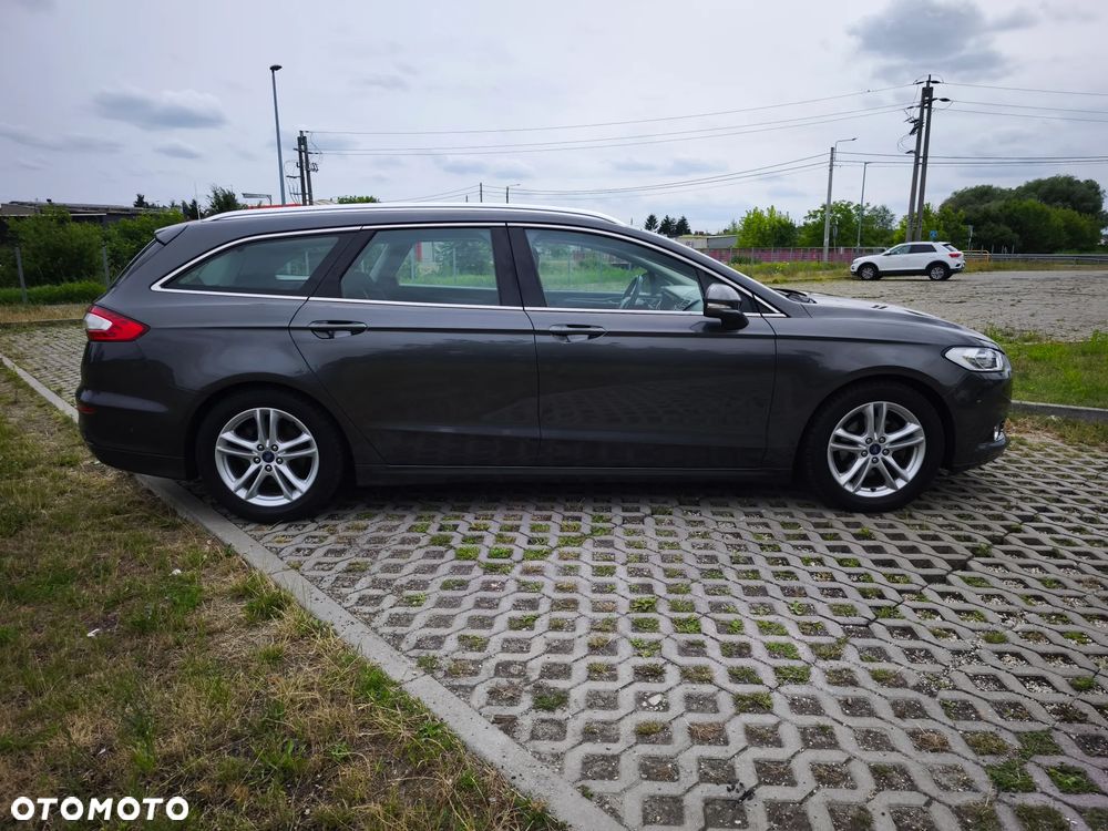 Ford Mondeo 2.0 TDCi ECOnetic Start-Stopp Titanium - 11