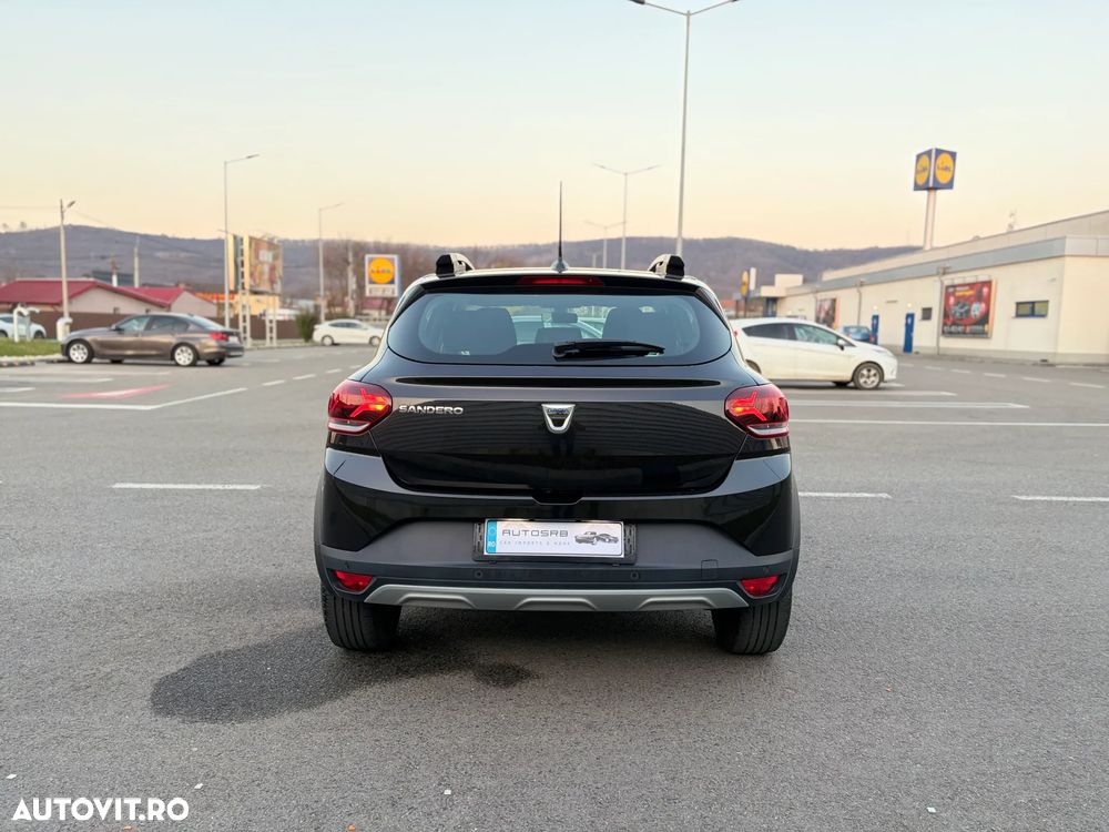 Dacia Sandero Stepway TCe 100 Celebration - 13