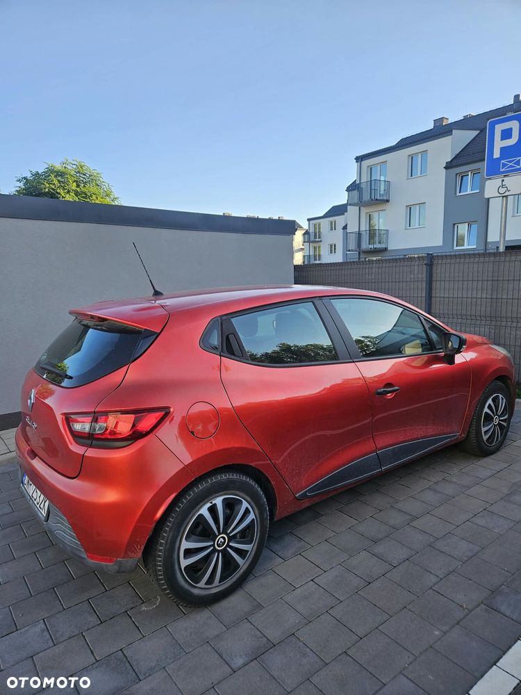 Renault Clio 1.2 16V Authentique - 1