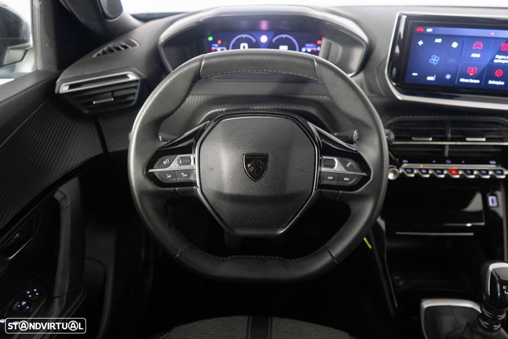 Peugeot 2008 1.2 PureTech Allure Pack - 26