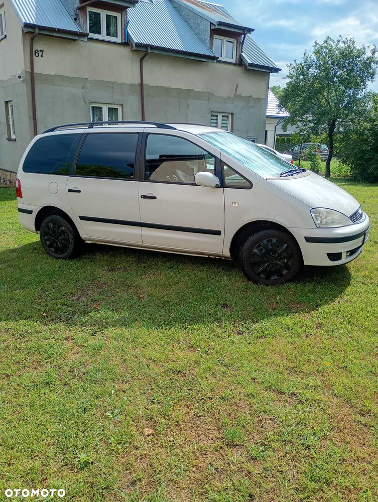 Ford Galaxy - 2