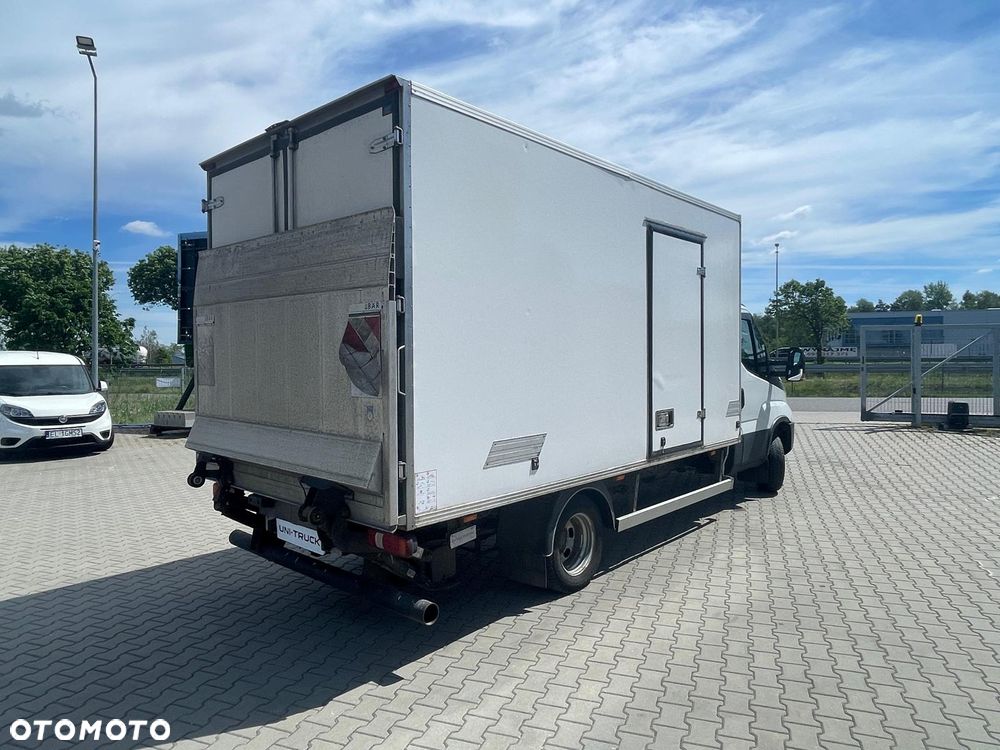 Iveco 50C18 Izoterma z Agregatem Zanotti Zasilanie 230V 8EP Winda - 4