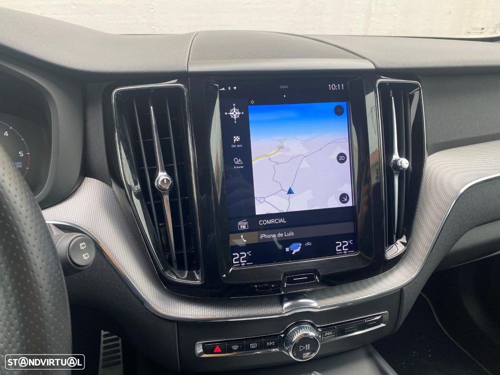 Volvo XC 60 2.0 D4 R-Design Geartronic - 11