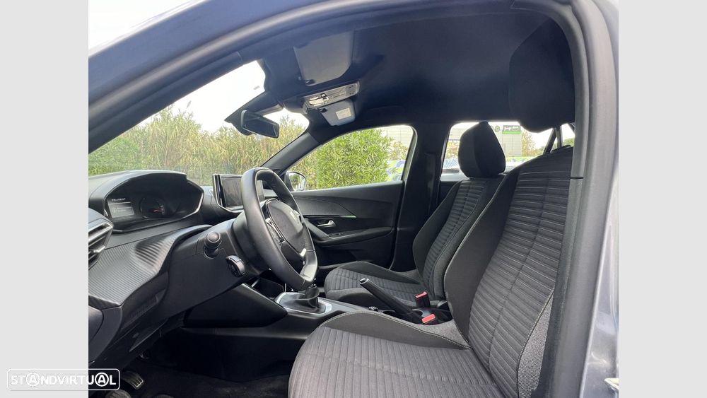 Peugeot 2008 1.2 PureTech Allure - 6