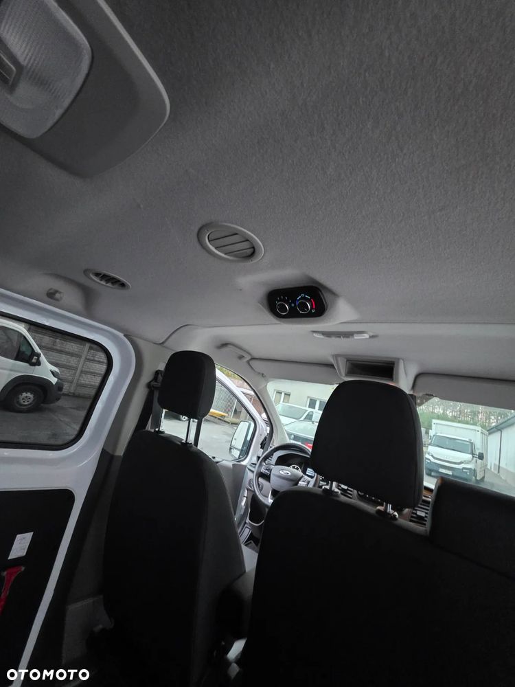 Ford Transit Custom - 23