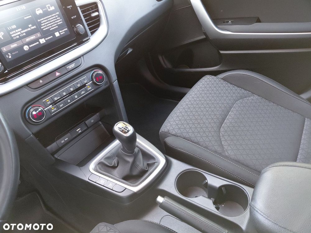 Kia Ceed 1.5 T-GDI M - 18