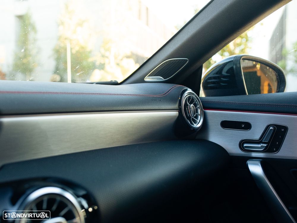Mercedes-Benz CLA 35 AMG 4Matic - 28