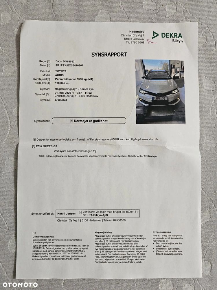 Toyota Auris Hybrid 135 Prestige - 29