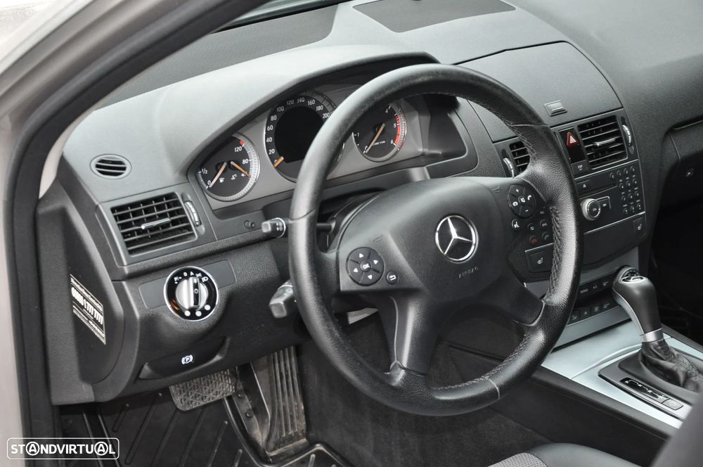 Mercedes-Benz C 220 Station CDI DPF Auto Avantgarde - 29