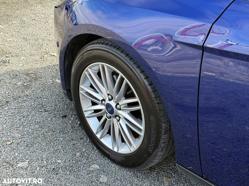 Ford Focus 1.0 EcoBoost Start-Stopp-System TITANIUM - 19