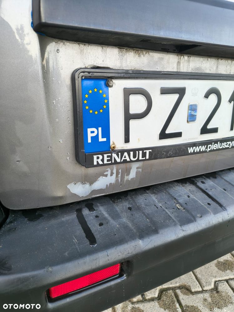 Renault Trafic - 21